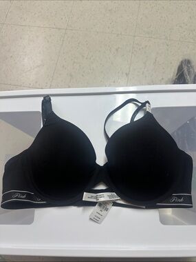 PINK WEAR EVERYWHERE™ LIGHTLY LINED FULL COVERAGE T-SHIRT BRA